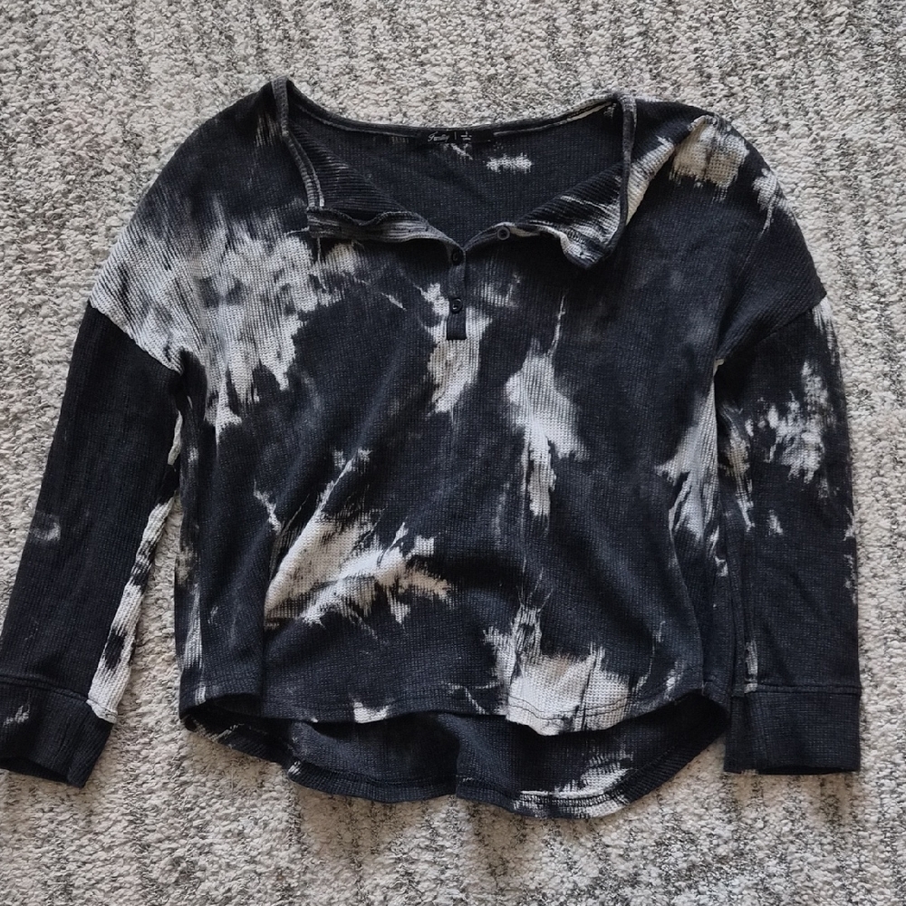 Tie-Dye Long Sleeve Henley Top - Black & Cream